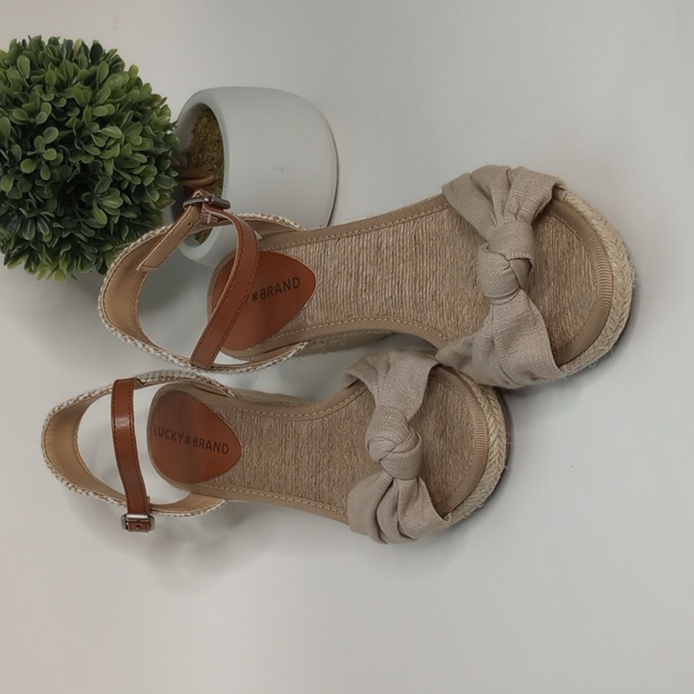 LUCKY BRAND PLATFORM